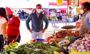 Buena iniciativa: “Feria de frutas, verduras y abarrotes” abastece a San Pedro de Atacama [FOTOS]