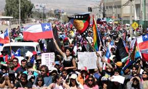 20 mil personas marchan en Calama