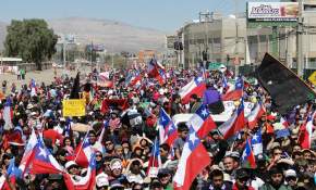 20 mil personas marchan en Calama