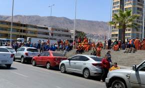 Preocupación por emanación de gas en conocido supermercado de Antofagasta [FOTOS]