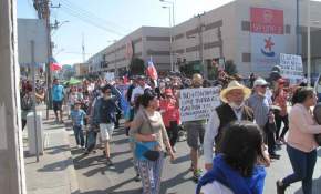 Ciudadanos antofagastinos marcharon contra la contaminación, por la educación y la salud