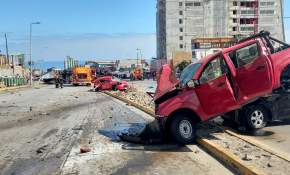 Camión protagonizó accidente en Antofagasta: Cerca de 10 lesionados y 6 vehículos involucrados [VIDEOS + FOTOS]